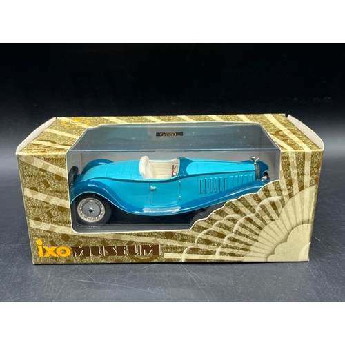 59 - 9 1:43 scale Bugatti models from IXO (4), Solido (4) and Eligor (1)
(1600g)
ixo LM1937 Bugatti type ... 