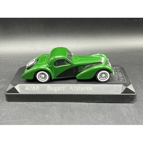 59 - 9 1:43 scale Bugatti models from IXO (4), Solido (4) and Eligor (1)
(1600g)
ixo LM1937 Bugatti type ... 