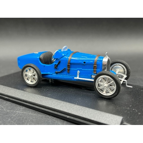 59 - 9 1:43 scale Bugatti models from IXO (4), Solido (4) and Eligor (1)
(1600g)
ixo LM1937 Bugatti type ... 