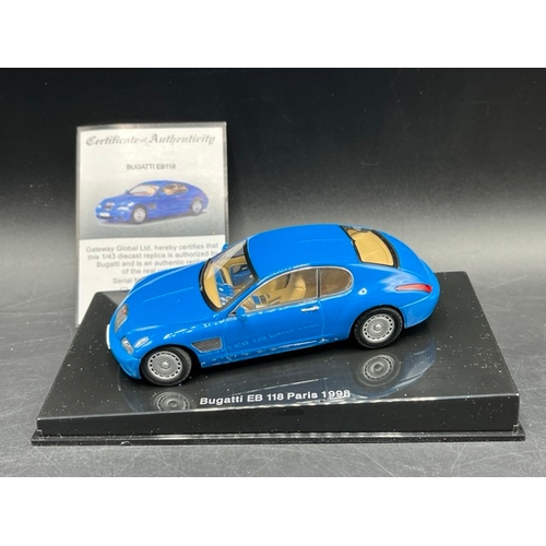 19 - 3 AUTOart Bugatti 1:43 models in boxes 
(700g)
50904 Bugatti EB 16.4 Veyron Showcar (Black/Yellow)
5... 