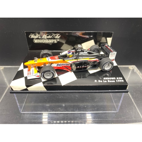 9 - 6 Paul’s Model Art MINICHAMPS (4) and McLaren Collection (2) racing cars (1:43 scale) (700g)
Include... 