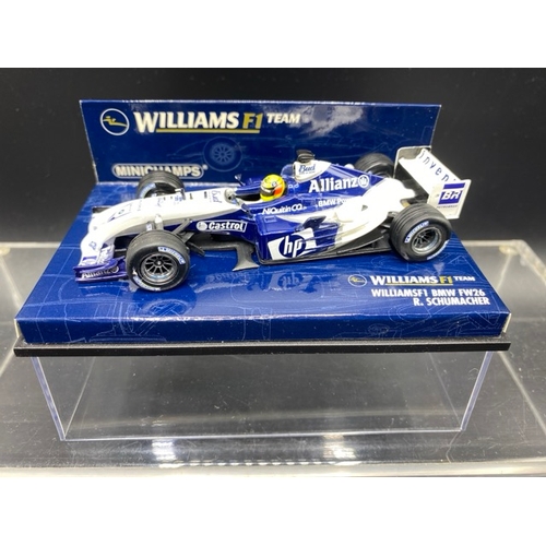 10 - 6 Paul’s Model Art MINICHAMPS (4) and McLaren Collection (2) racing cars (1:43 scale) (700g)
Include... 