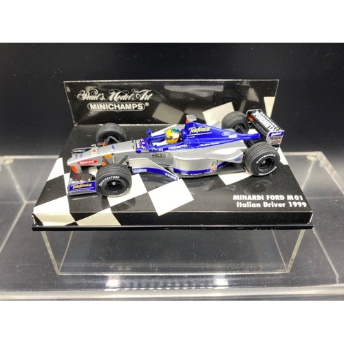 11 - 6 Paul’s Model Art MINICHAMPS (5) and McLaren Collection (1) racing cars (1:43 scale) (700g)
Include... 