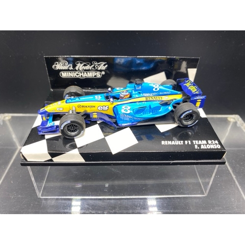 12 - 6 Paul’s Model Art MINICHAMPS racing cars (1:43 scale) (700g)
Includes:
Brabham Judd BT60 - D. Hill ... 