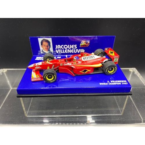 14 - 6 Paul’s Model Art MINICHAMPS mixed lot racing cars (1:43 scale) (700g)
Includes:
Williams BMW FW22 ... 