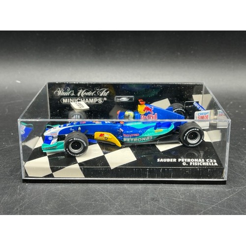 16 - 6 Paul’s Model Art MINICHAMPS racing cars (1:43 scale) (700g)
Includes:
WilliamsF1 FW07 - A. Jones 1... 