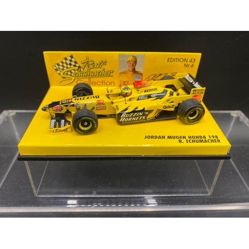 18 - 6 Paul’s Model Art mixed lot of racing cars (1:43 scale) (700g)
Includes:
March Ford 2-4-0 Six-Wheel... 