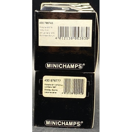 24 - 4 Paul’s Model Art Minichamps model racing cars 1/43 scale
(800g)
Includes:-
-Porsche 911 GT2 Evo 19... 