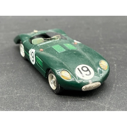 Kyosho 1/43 Jaguar E-Type Coupé Racing - Le Mans 1963 #15 - 03063A