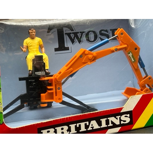 29 - Britains 1:32 Farm Model issue No. 9536 Rear Mounted Digger Twose
Appears undisturbed from packaging... 