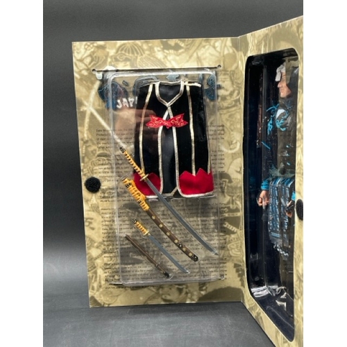 5 - JAPAN SAMURAI - Date Masamune INTERNATIONAL VERSION ITEM NO: S70001B
(1200g)
1:6 scale
Appears compl... 