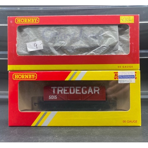 201 - 20 OO Hornby Boxed Rolling stock appearing New in Box
(2500g)
Includes: 
Hornby R6780 4-wheel wagon ... 