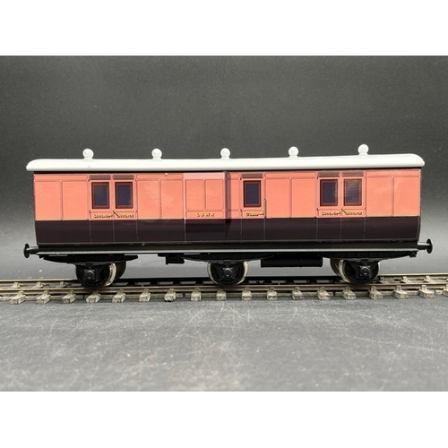 Ace Trains Vintage Style O gauge Six Wheeled Coach LSWR Full Brake ...
