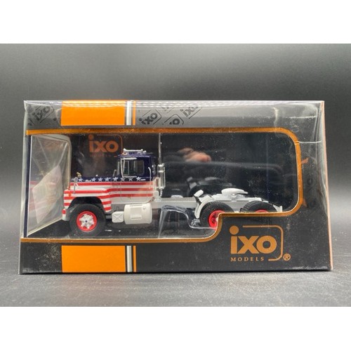 2 IXO Models Trucks - 1:43 scale - As New in Box TR178.22 Mack R-Series ...
