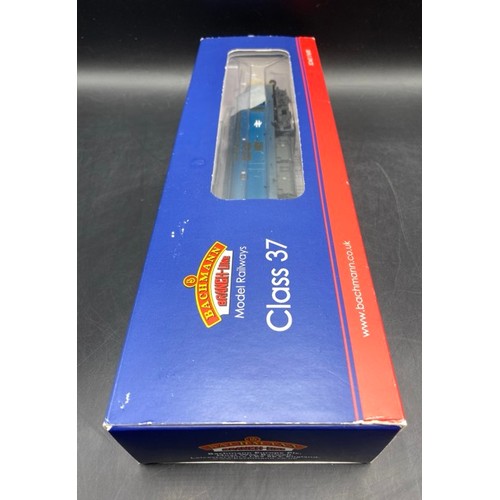 264 - Bachmann Branchline 32-781A Class 37/0 37034 in BR Blue with Split Head Code (weathered) - Tested Ru... 