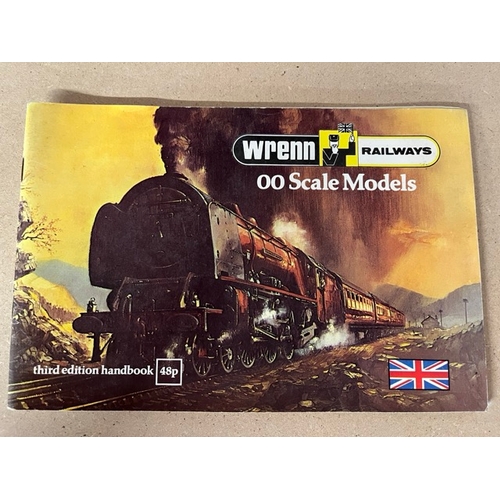 192 - 6 Wrenn Railways Catalogues, Price Lists and The Story of Wrenn book
(Good, 1500g)