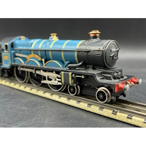 183 - Wrenn 3-Rail OO 4-6-0 Windsor Castle 4082 Blue livery with Dublo early crest Tender - Tested Runner
... 