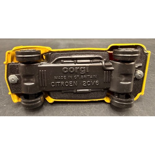 29 - Corgi No. 56198 James Bond 007 For Your Eyes Only Citroen 2CV
Produced 1981
(Model: VG, Box: VG, 100... 