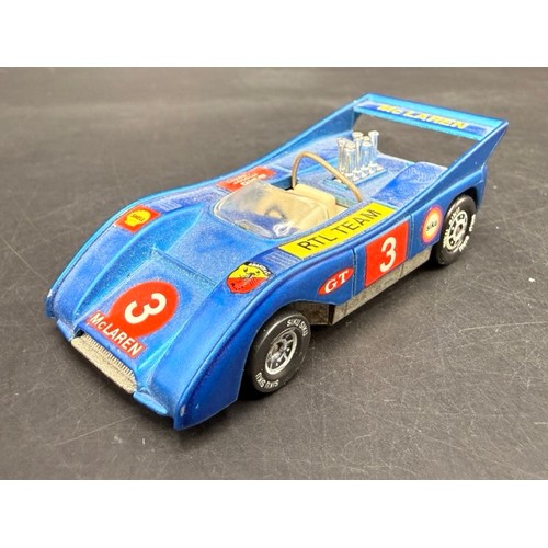 37 - 6 Siku Germany Vehicles and 2 Trailers (circa 1970's) in Good condition
Includes: 
Mercedes Benz L 4... 