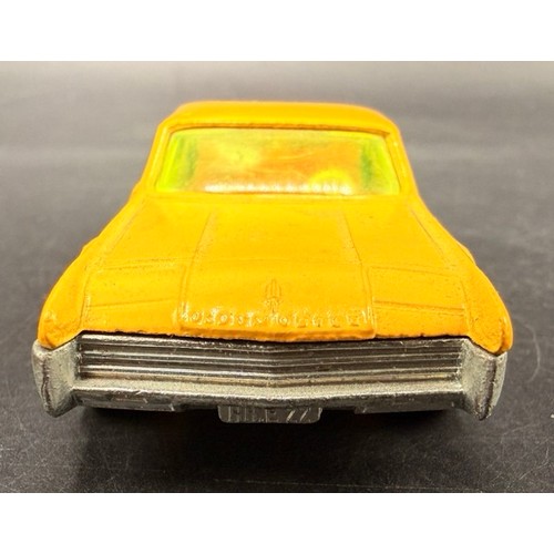 37 - 6 Siku Germany Vehicles and 2 Trailers (circa 1970's) in Good condition
Includes: 
Mercedes Benz L 4... 