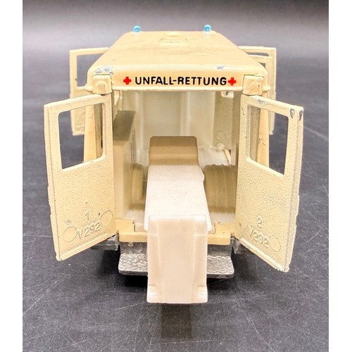 37 - 6 Siku Germany Vehicles and 2 Trailers (circa 1970's) in Good condition
Includes: 
Mercedes Benz L 4... 