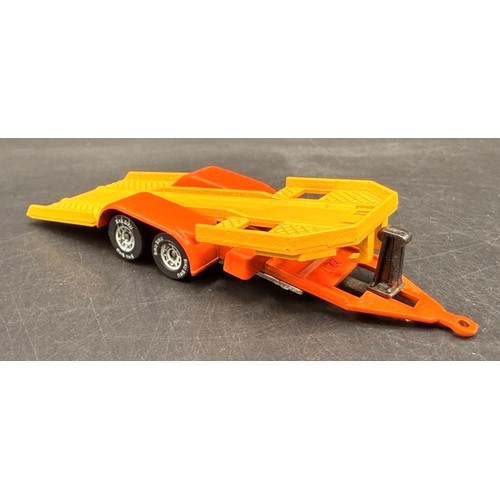 37 - 6 Siku Germany Vehicles and 2 Trailers (circa 1970's) in Good condition
Includes: 
Mercedes Benz L 4... 