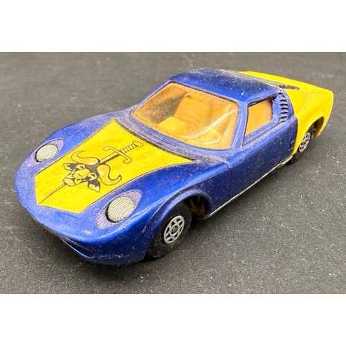21 - 8 Matchbox SpeedKings enjoyed in childhood in Good condition showing little dust Circa 1970's
(Model... 
