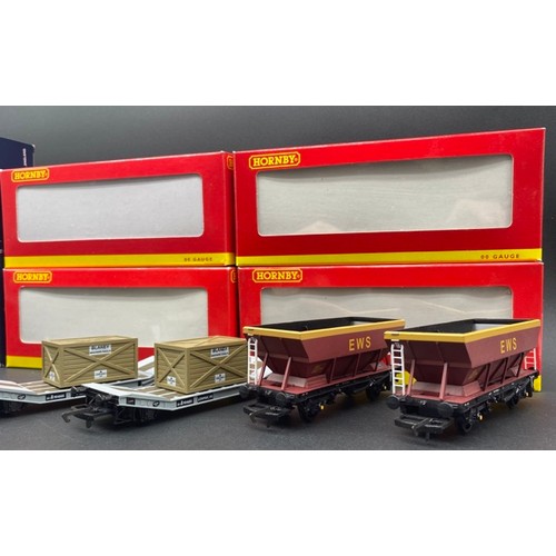 234 - 8 OO Boxed Rolling Stock from Hornby and Bachmann
Previously used but without Dust and 'Ready-to-Rol... 