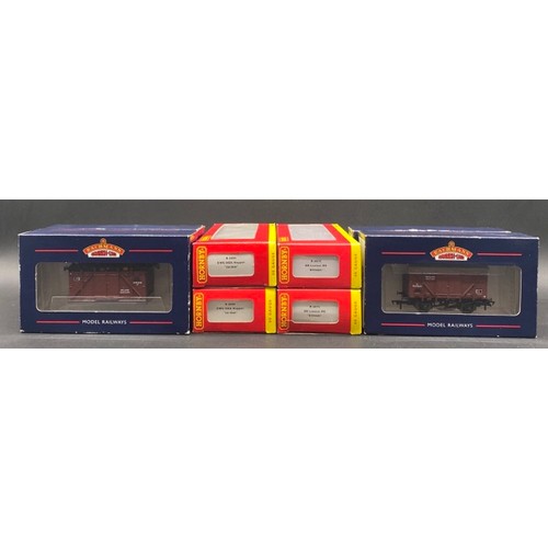 234 - 8 OO Boxed Rolling Stock from Hornby and Bachmann
Previously used but without Dust and 'Ready-to-Rol... 