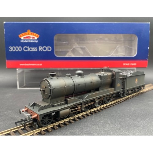 216 - Bachmann Branchline 31-128 Class 30xx 2-8-0 ROD 3036 in BR black with early emblem - weathered - Tes... 
