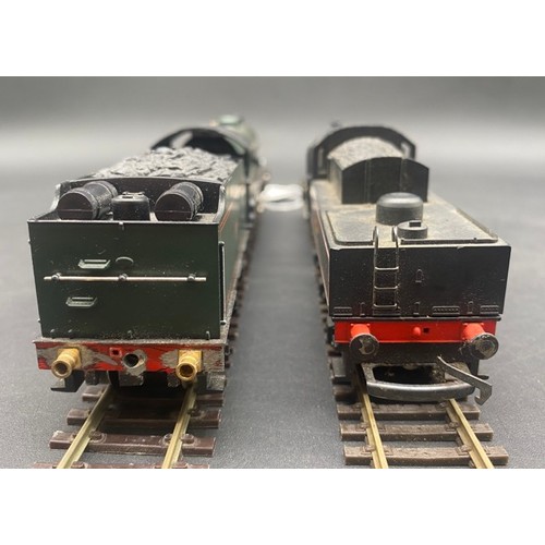 206 - Two OO Hornby Late Crest Steam Locomotives both Tested Runners
Hornby R315 Class B17 4-6-0 61662 'Ma... 