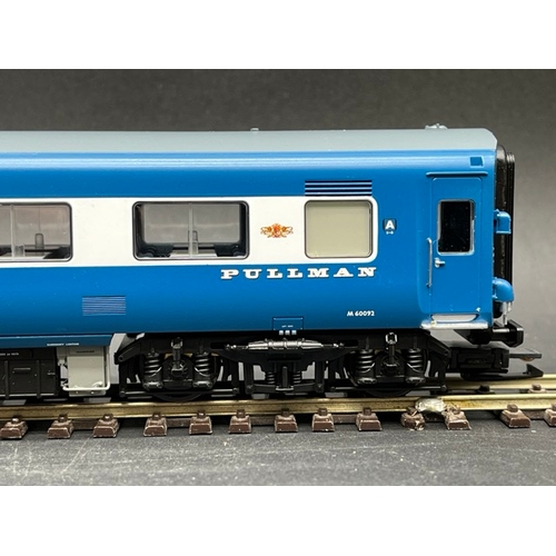 195 - Bachmann Branchline 31-256DC Class 251 Blue Pullman 6-car Midland set in Nanking blue with full yell... 