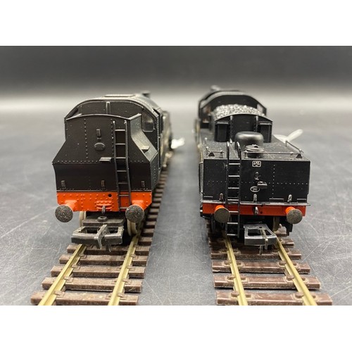 222 - Two OO Bachmann LMS Unlined Locomotives both Tested Runners
Bachmann Branchline 32-830 Class 2MT Iva... 