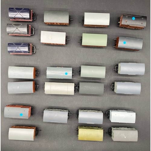 100 - 23 OO 'Ready-to-Roll' Vans - mix of manufacturers including Dapol, Mainline, Hornby, Triang ++ in Fa... 