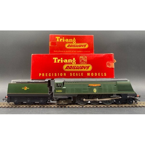 4 OO Triang Locomotives - 3 Tested Runners Tri-ang R357 AIA-AIA Diesel ...