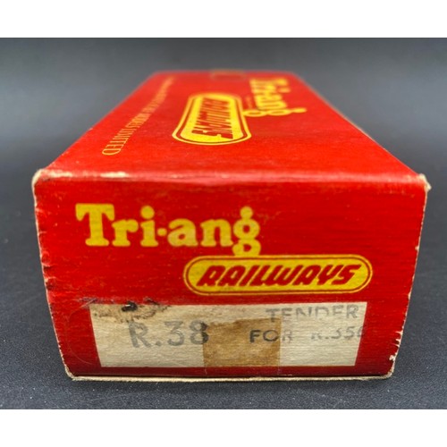 4 OO Triang Locomotives - 3 Tested Runners Tri-ang R357 AIA-AIA Diesel ...
