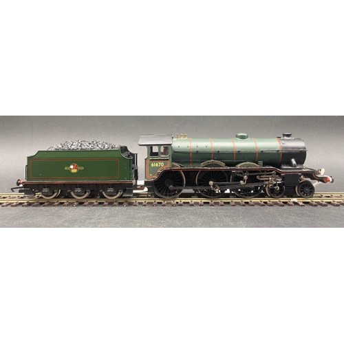 Two OO Hornby BR Late Crest Green lined Locomotives both Tested Runners ...