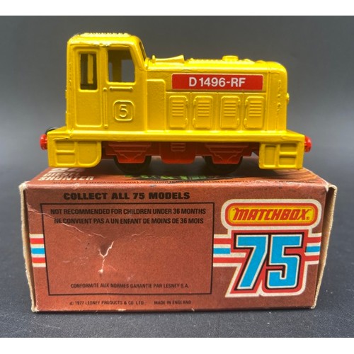 Matchbox 24 Diesel Shunter Yellow livery (F) and Matchbox 25 Flat car ...