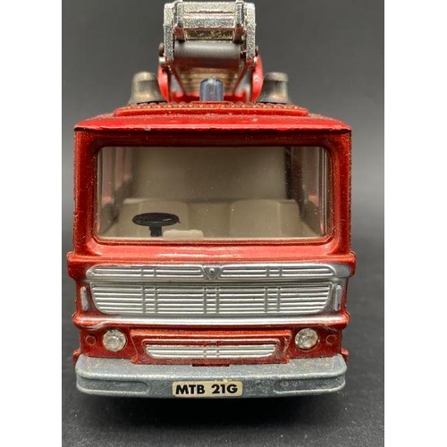 Dinky Toys 285 Merryweather Marquis Fire Tender in red livery Fire ...