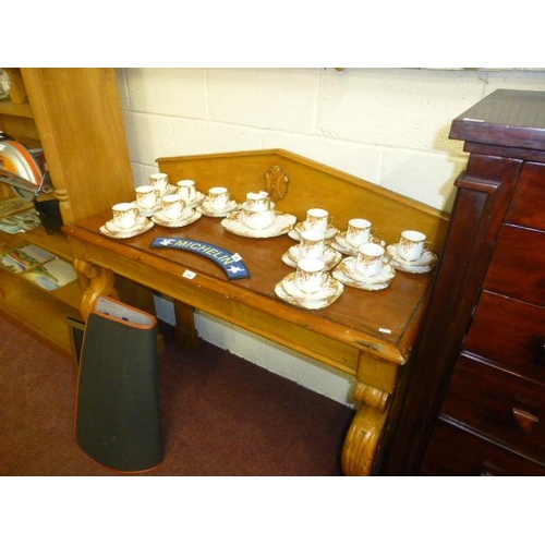 199 - VICTORIAN PINE HALL TABLE