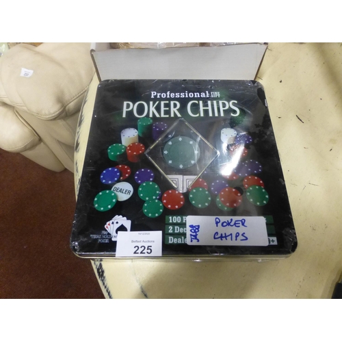 225 - POKER CHIPS