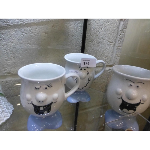 174 - 3 WALKING WARE MUGS