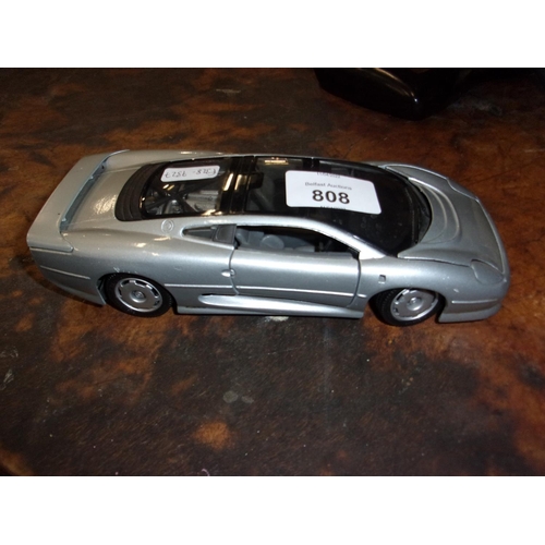 808 - MODEL JAGUAR XJ 220