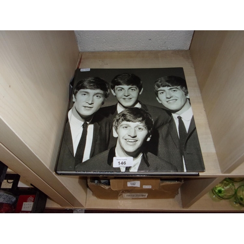 146 - BEATLES BOOK