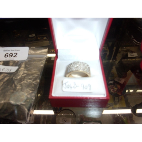 362 - 9CT DIAMOND BAND RING N