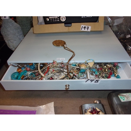 198 - JEWELLERY BOX AND CONTENTS