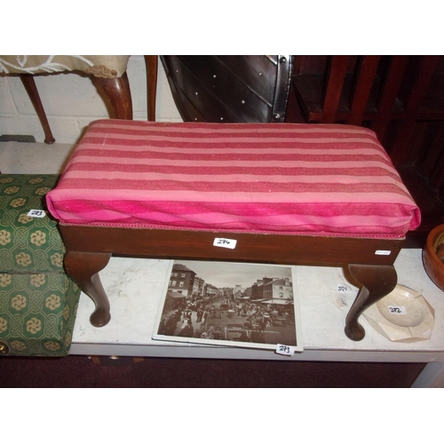 274 - A RED TOP AND MAHOGANY EDWARDIAN STOOL