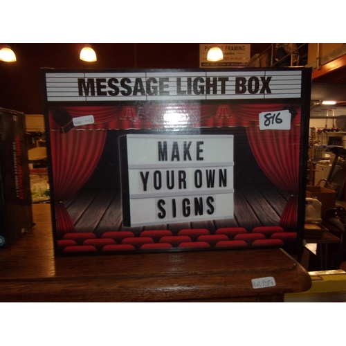 816 - LIGHT BOX