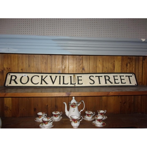 290 - STREET SIGN