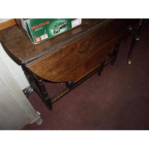 305 - 18TH CENTURY OAK DROP LEAF GATE LEG TABLE